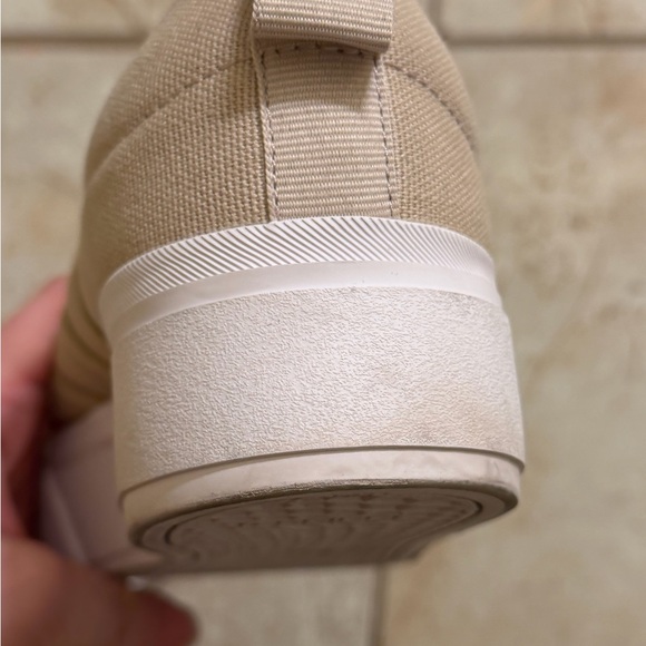 adidas women’s tan canvas low-top sneakers with white rubber soles | size 7 - Picture 13 of 16